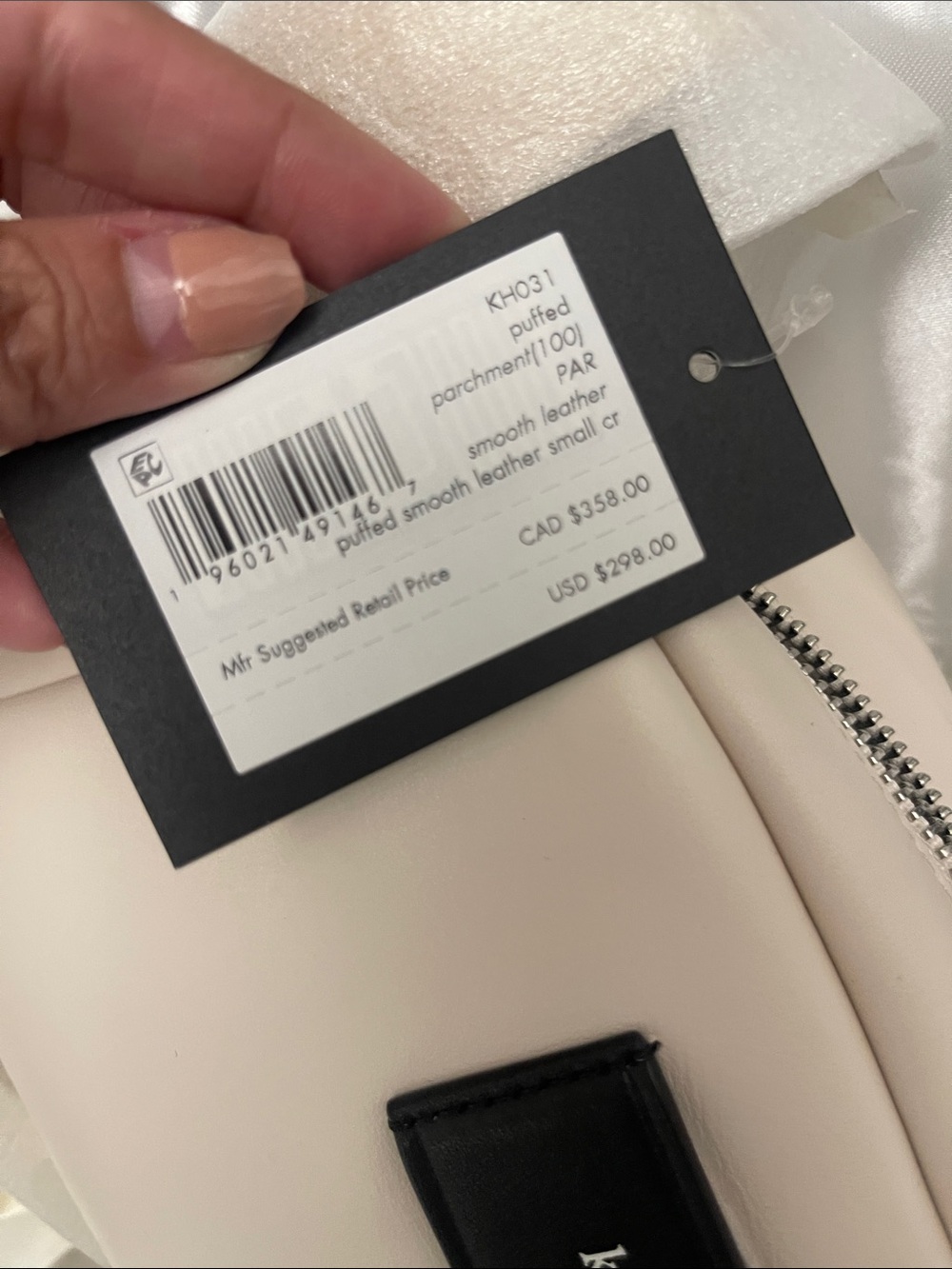 Kate Spade
New York puffed small leather crossbody bag - Picture 9 of 9